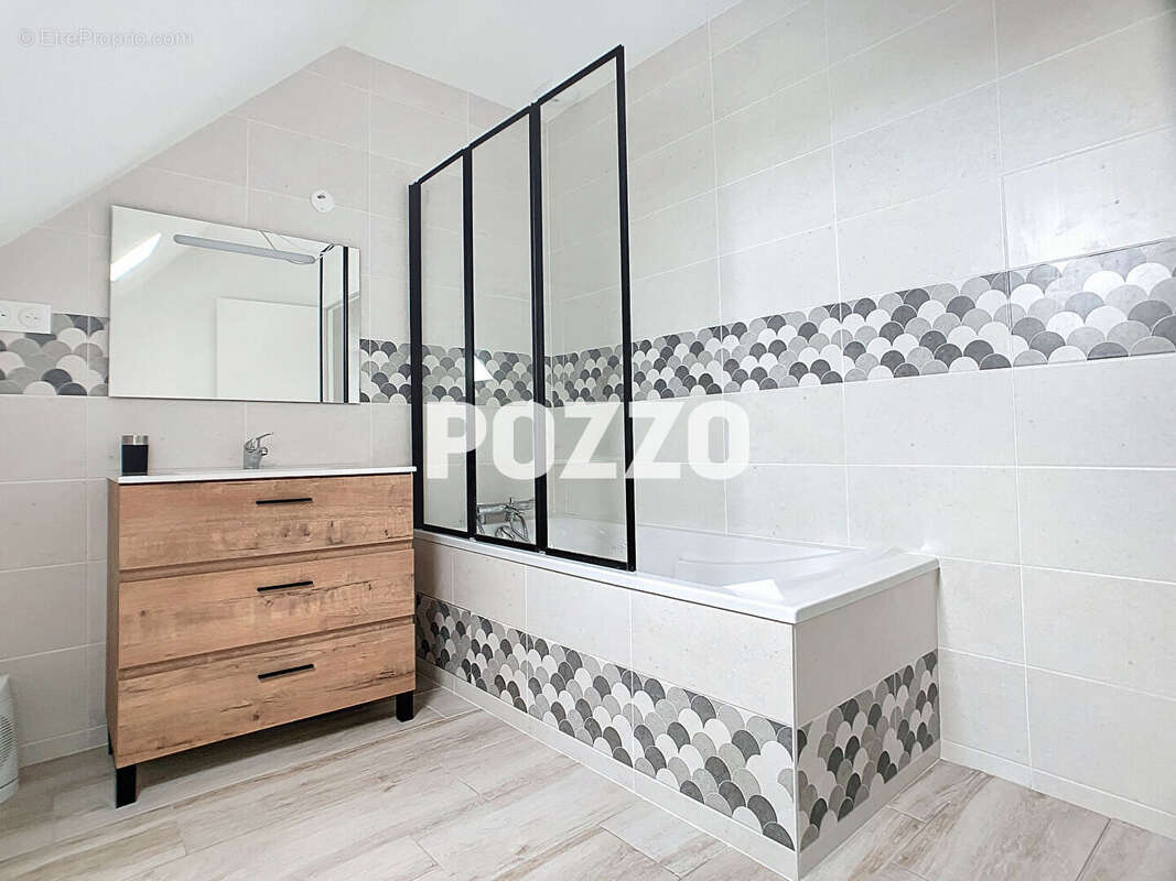 Maison à SAINT-PAIR-SUR-MER