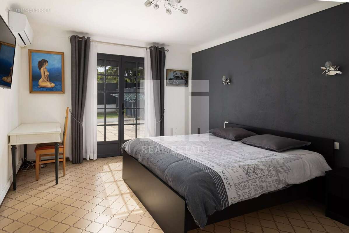 Baisse de prix - mougins - villa 4 ch avec piscine et magnifique terrain plat - photo 10