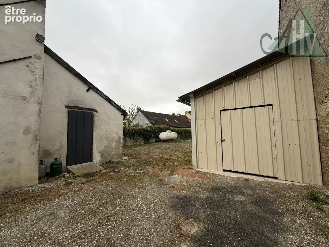 Immeuble centre ville de Chenoise - photo 14
