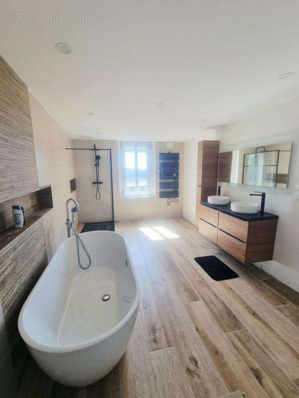 Longère, DPE B, 3 chambres, stationnement, jardin - photo 11
