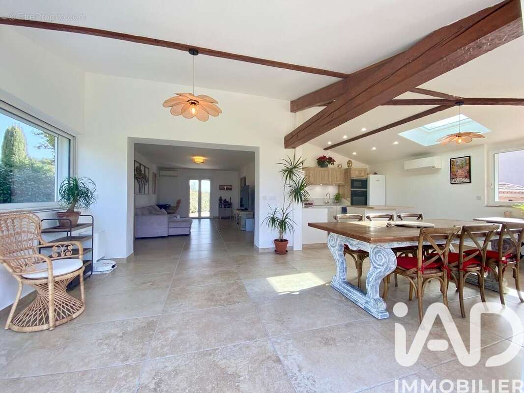 Photo 4 - Maison à SAINT-RAPHAEL