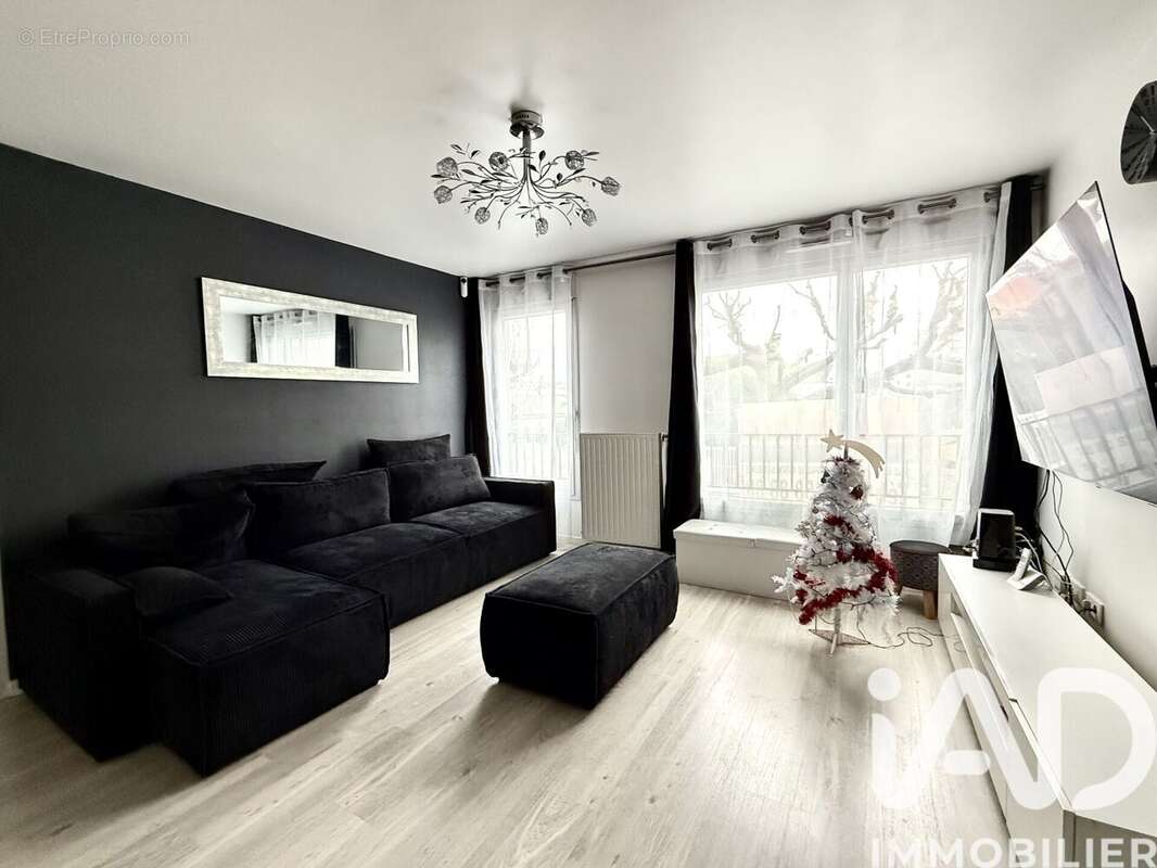 Photo 2 - Appartement à VITRY-SUR-SEINE