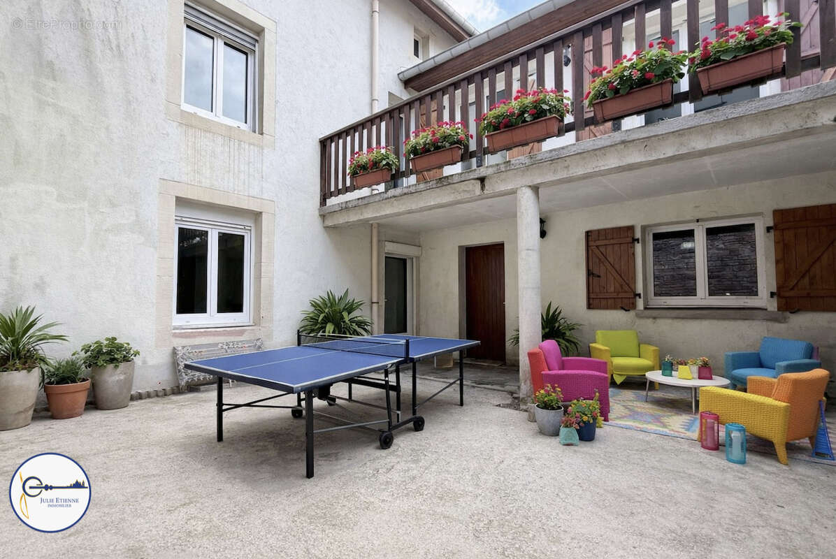 Maison à BRUYERES