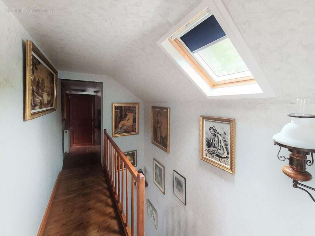 Maison à SOLRE-LE-CHATEAU