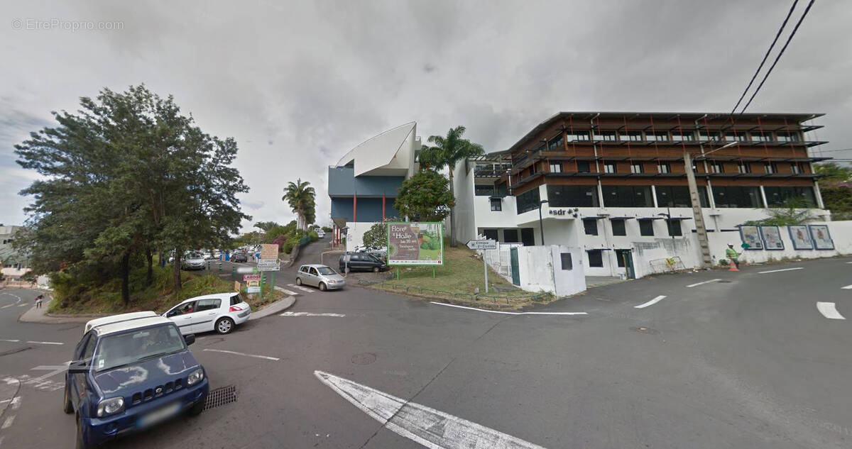 Commerce à SAINT-DENIS