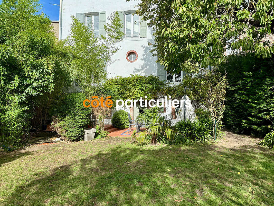 Maison à DONVILLE-LES-BAINS