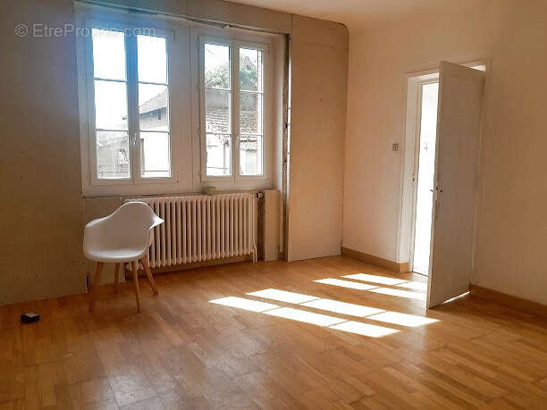 Maison à CIRY-LE-NOBLE