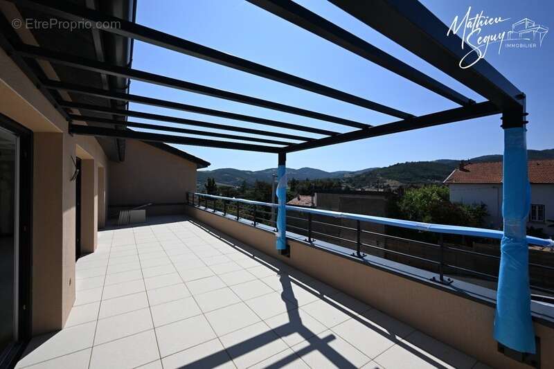 Appartement à VAUGNERAY