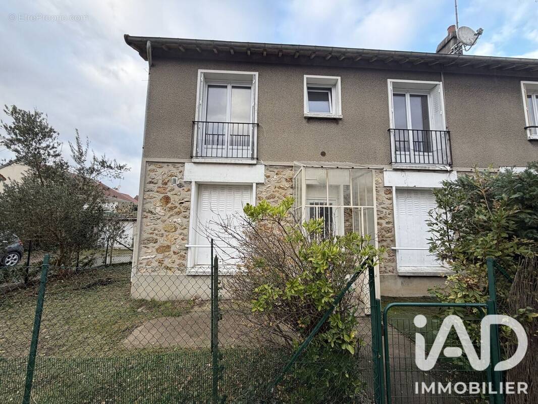 Photo 1 - Maison à VAIRES-SUR-MARNE