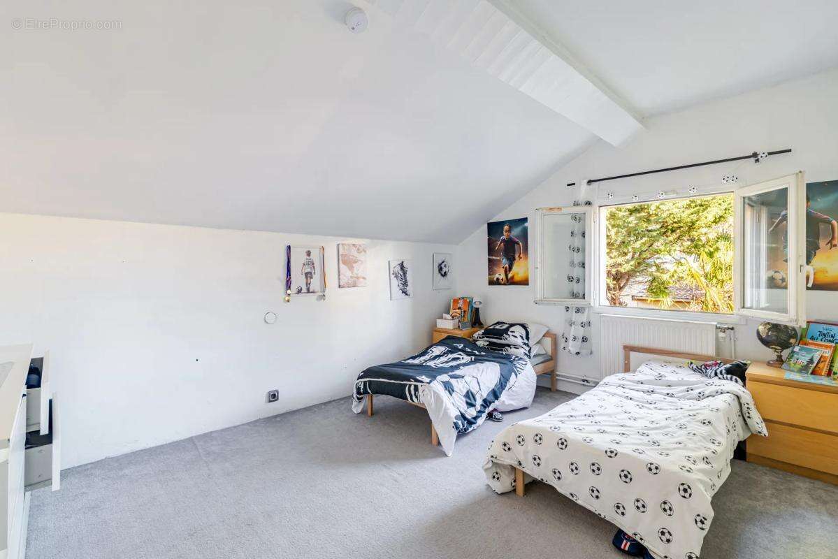 Maison à LIVRY-GARGAN