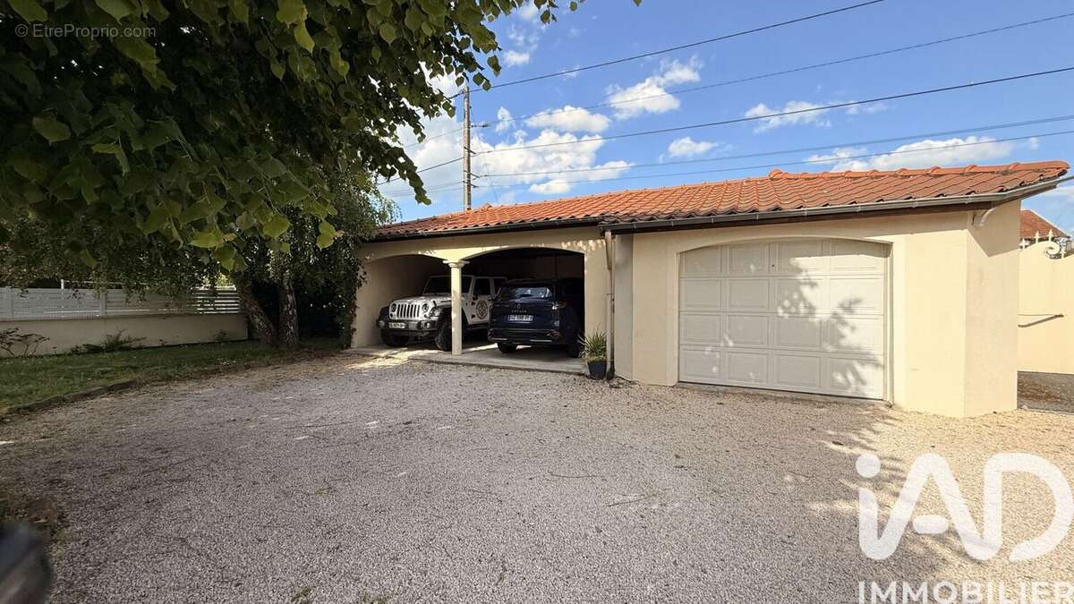 Photo 3 - Maison à RIORGES