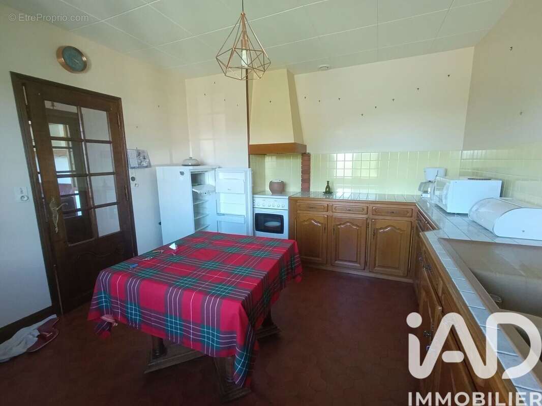 Photo 3 - Maison à ROUVRES-LES-BOIS