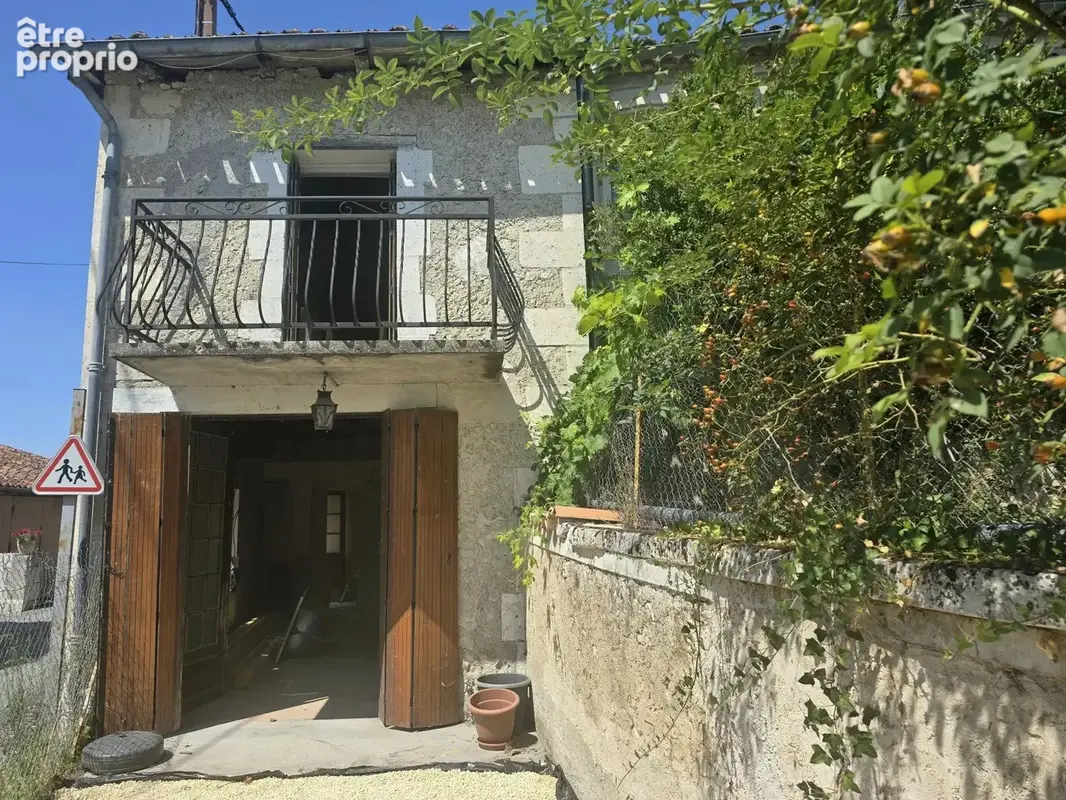 Maison 97 m² à Saint-Paul-Lizonne  - photo 2