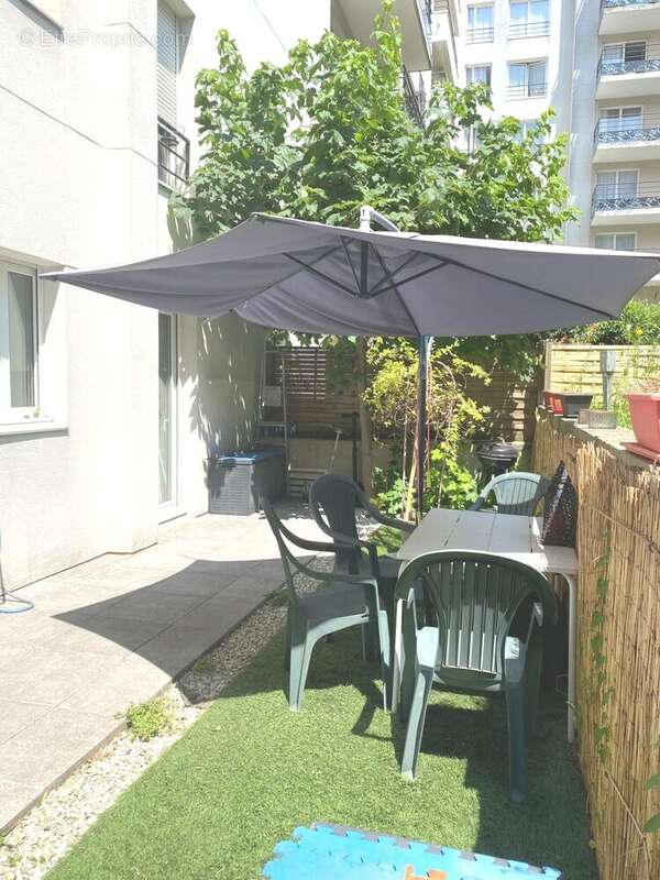 Appartement à PARIS-19E