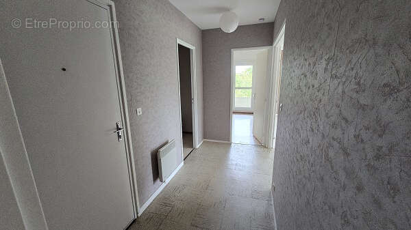Appartement à SAINT-LAURENT-NOUAN