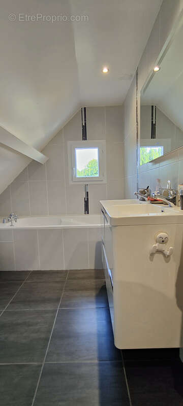 Maison à MOUSSY-LE-VIEUX