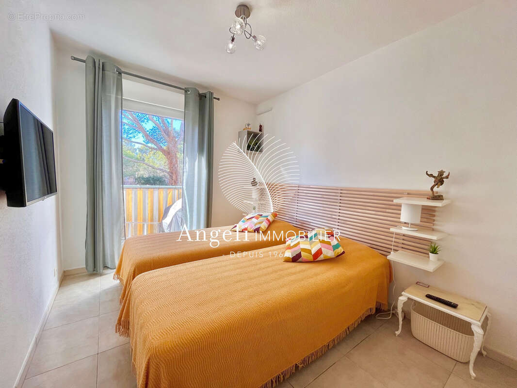 Appartement à FREJUS