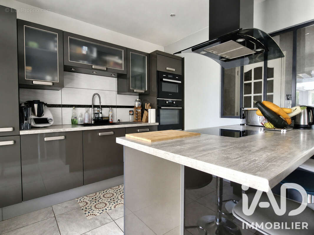 Maison 192 m² à Chinon  - photo 5