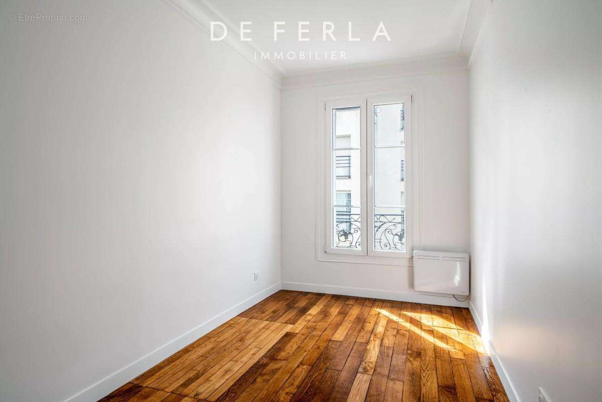 Appartement à LEVALLOIS-PERRET
