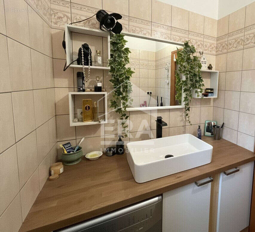 Maison à PERNES-LES-FONTAINES