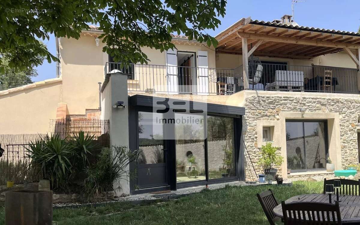 Maison à SUZE-LA-ROUSSE