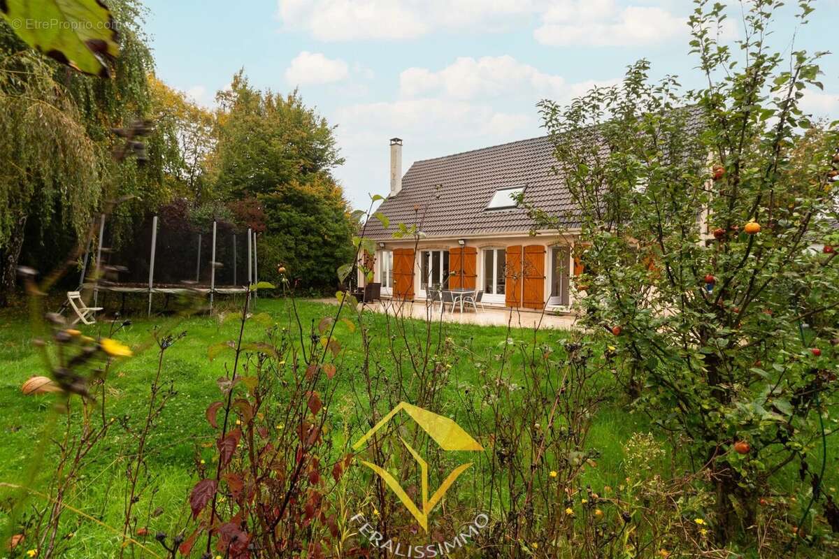 Maison à COURDIMANCHE