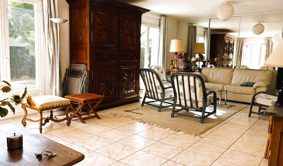 Maison à VAUX-SUR-MER