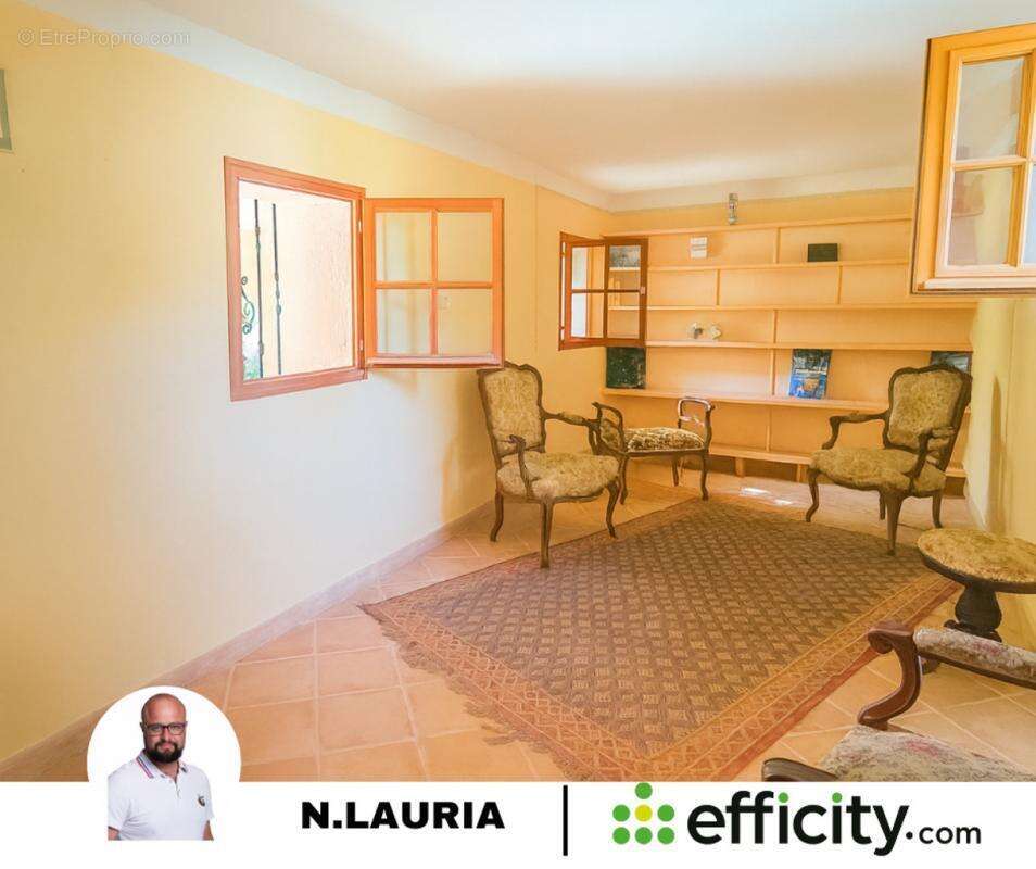 Maison à MEYRARGUES