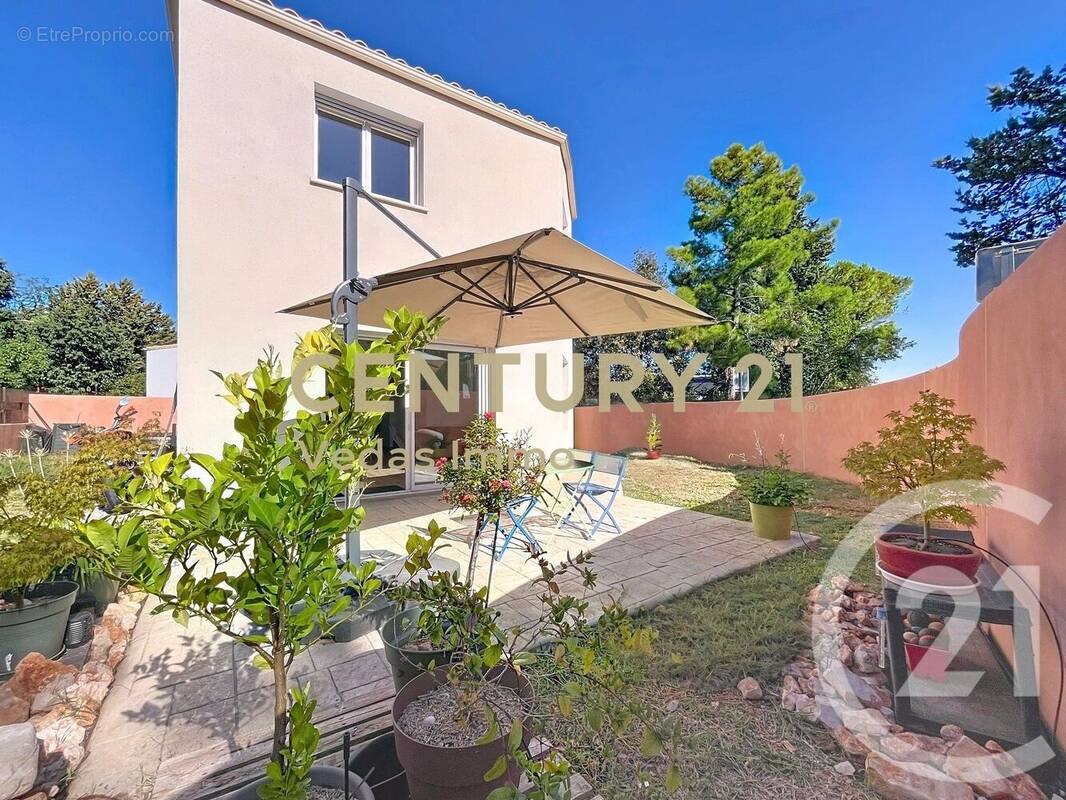 Maison à SAINT-JEAN-DE-VEDAS