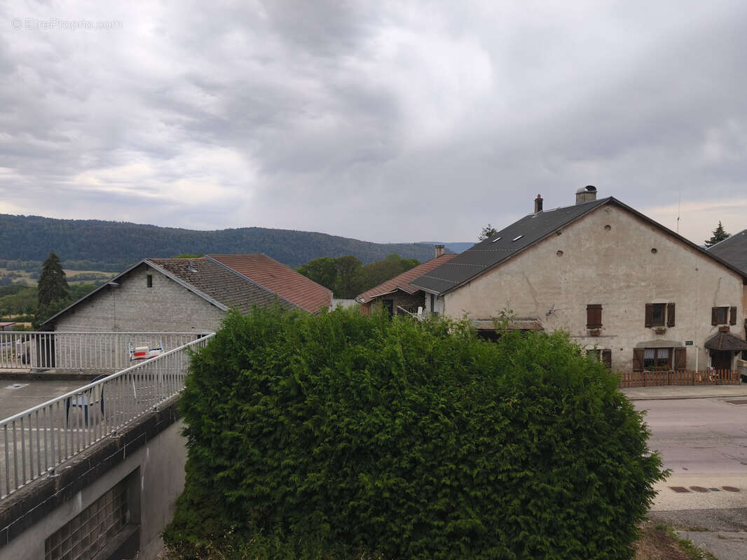 maison à rénover avec terrain - photo 7