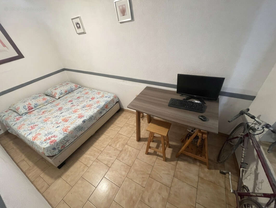 Appartement à CUERS