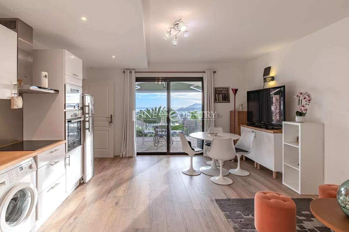 Maison à MOUGINS