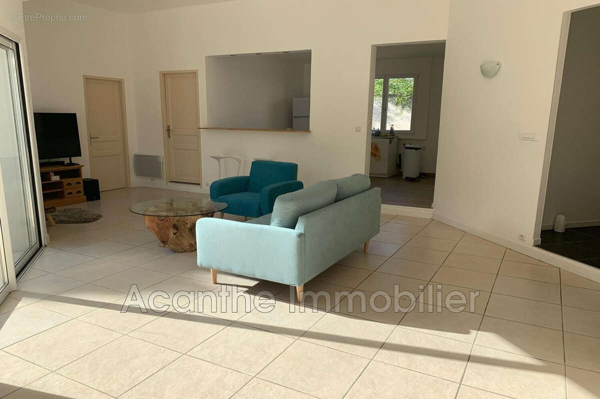 Maison 108 m² à Saint-Gely-Du-Fesc  - photo 4