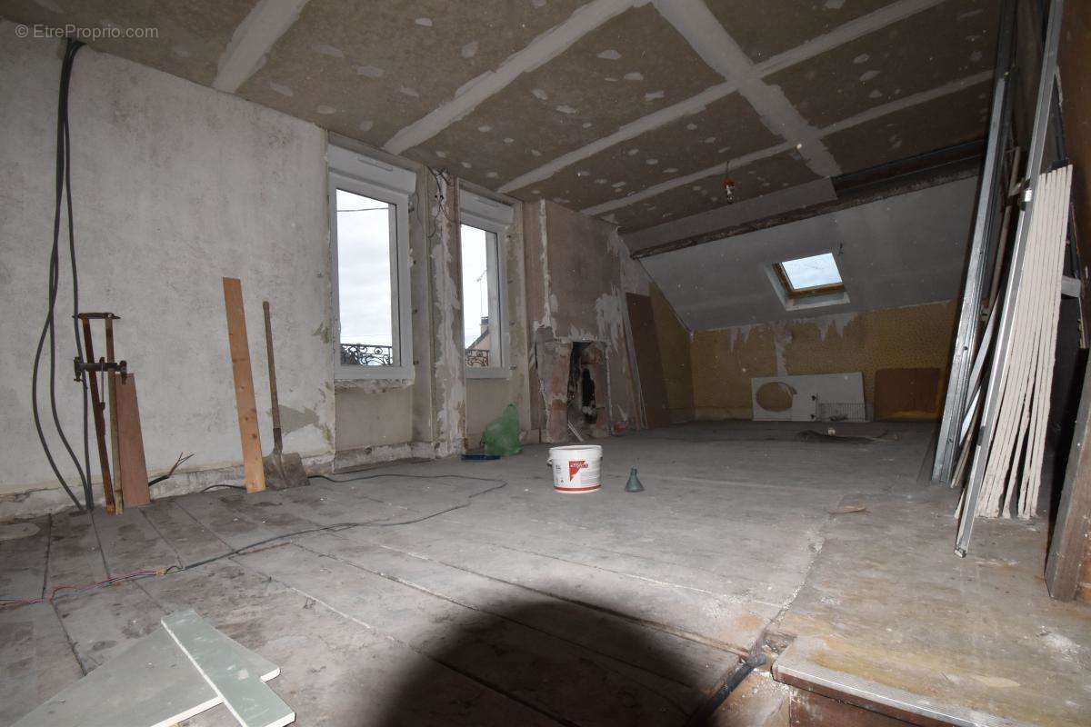 Maison à COSNE-COURS-SUR-LOIRE