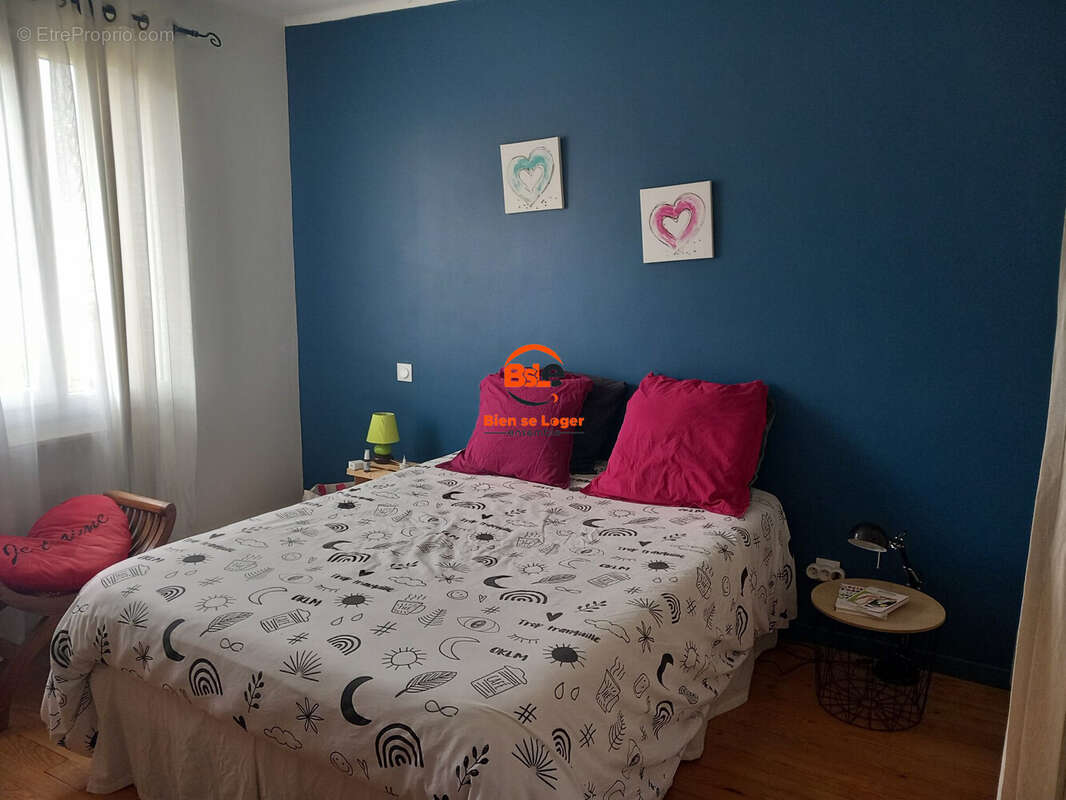 BSLE Agence immobilière Bien Se Loger Ensemble Cébazat -  IMMOBILIER MAISON RIOM 3 CHAMBRES GARAGE  JARDIN - Maison à RIOM