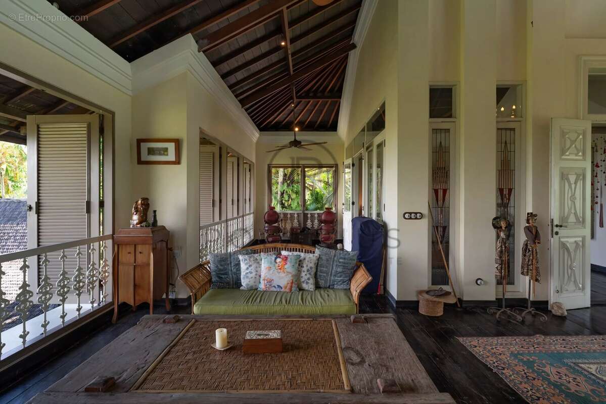 Domaine Colonial de Luxe Intemporel  Rare Résidence Familiale en Pleine Propriété près de Canggu, Bali - photo 7