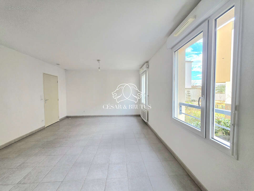 Appartement à LYON-8E