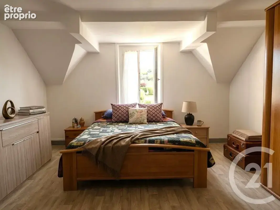 Maison 5 pièces 106 m² à vendre à La Charite-Sur-Loire (58400) - photo 10