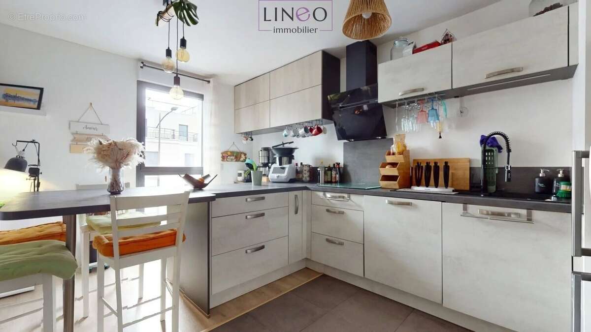 Appartement à THIAIS