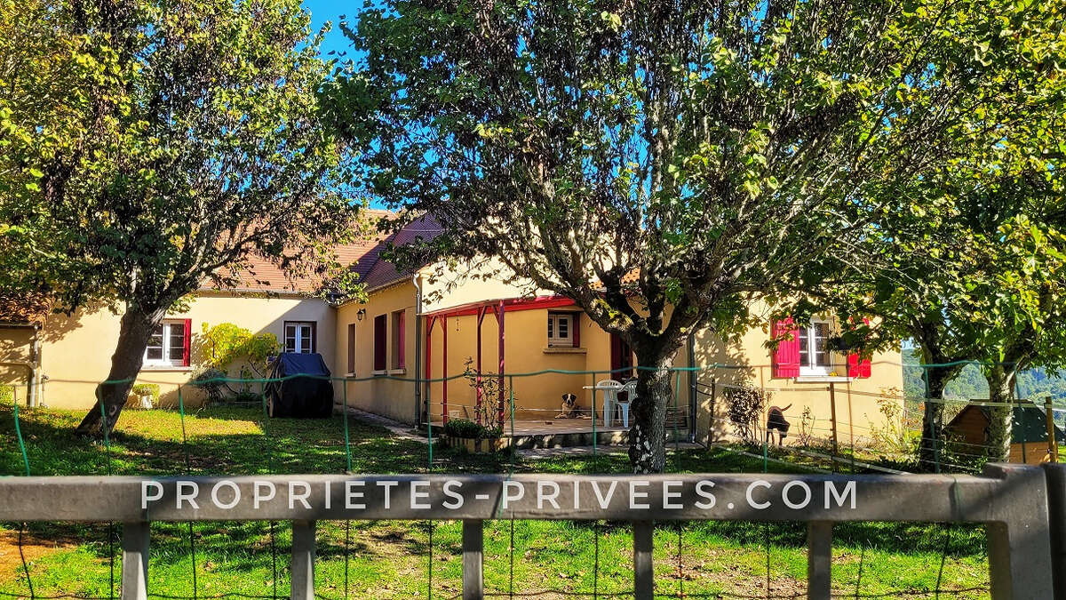 Maison à PLAZAC