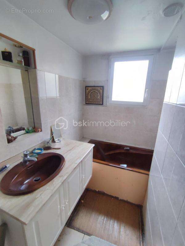 Maison à SAVIGNY-SUR-ORGE