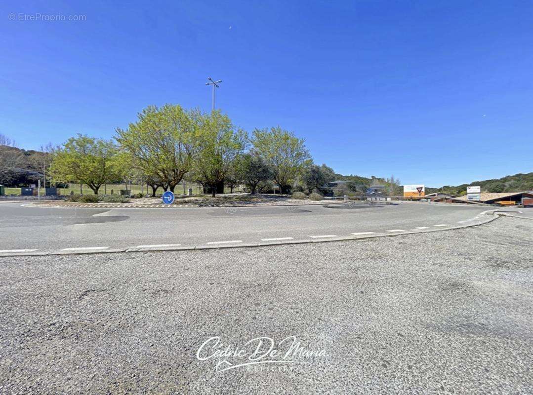 Maison à GINASSERVIS