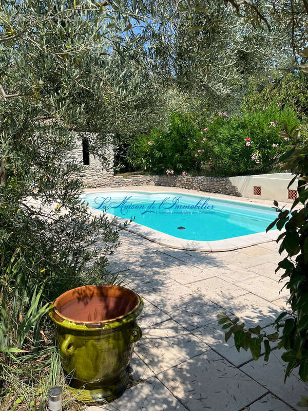 Aux portes d'ANDUZE, maison d’architecte F6 de 210 m2 avec piscine, vue panoramique et terrain de 5843 m2 avec - photo 4