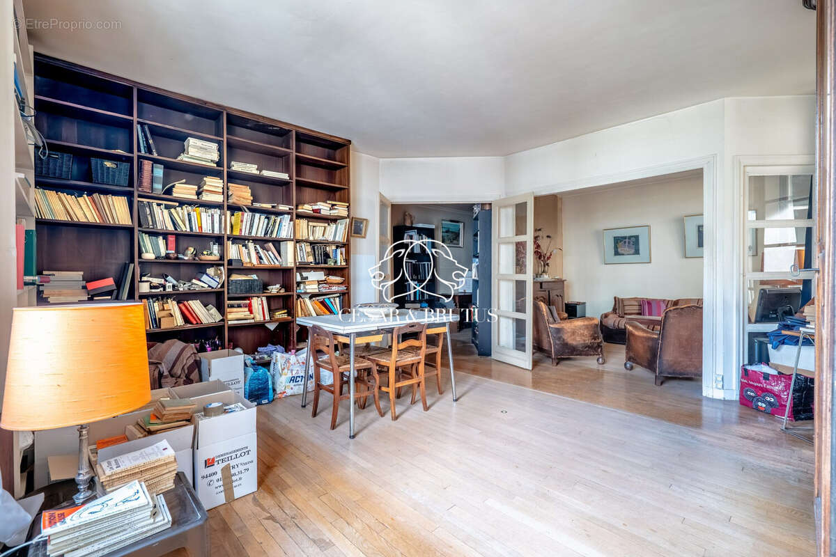 Appartement à ISSY-LES-MOULINEAUX