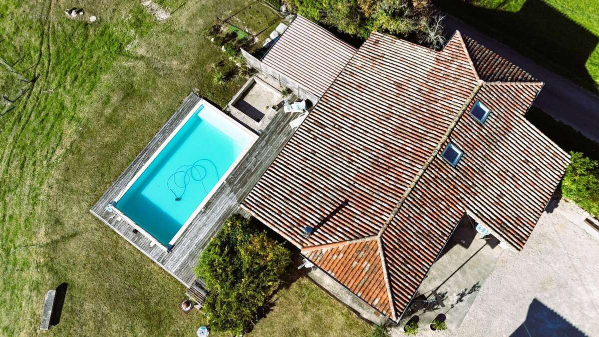 Maison à SAINT-GEORGES