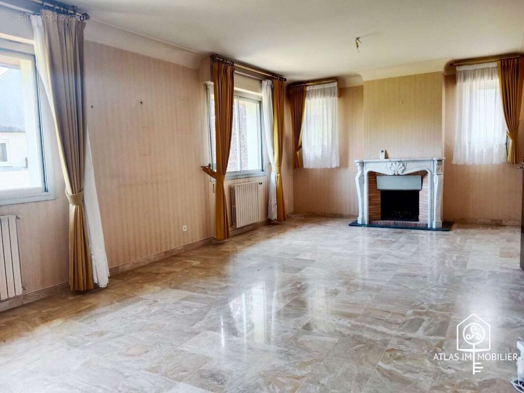 Maison 124 m² à Pont-Pean  - photo 3