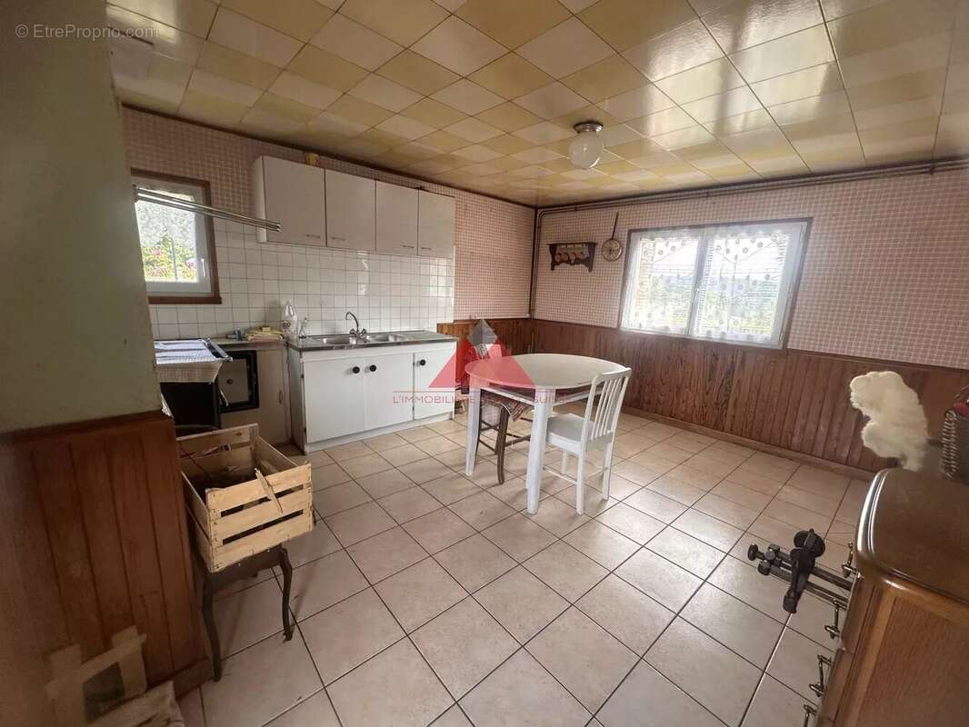 Maison à PANNESSIERES