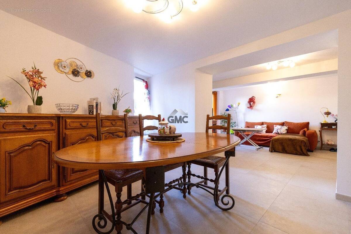 Photo 1 - Maison à PAULHAN