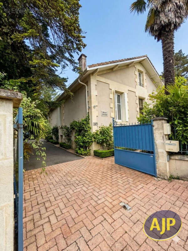 Maison à CASTELNAU-DE-MEDOC
