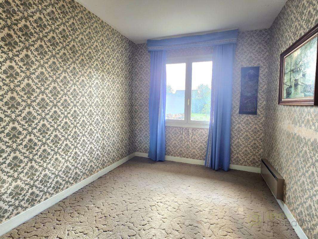 Maison à ELINCOURT-SAINTE-MARGUERITE